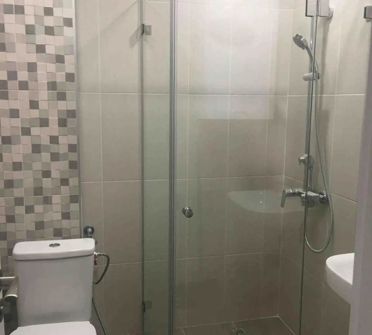 Central 1 Bedroom Condo With Parking On Site Varna